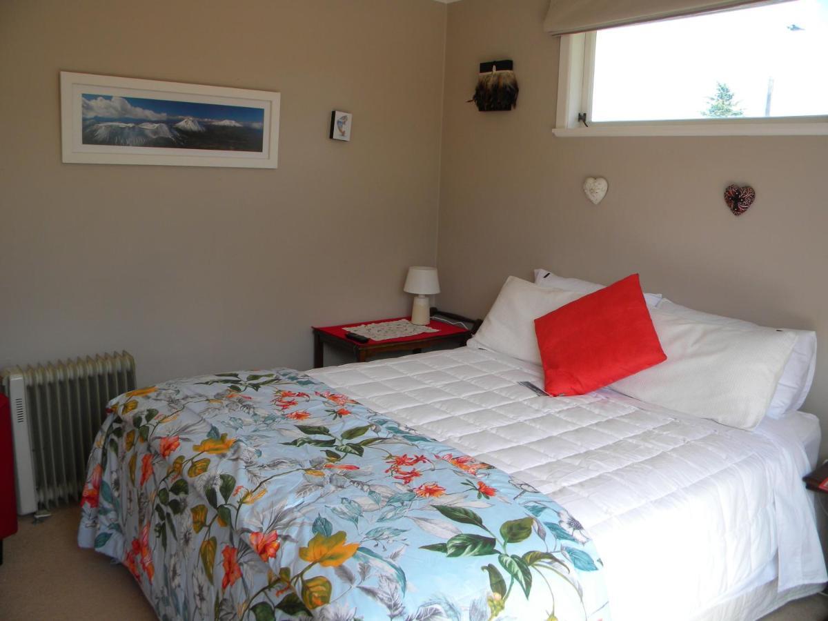 B&B @ Fynnz Turangi Luaran gambar